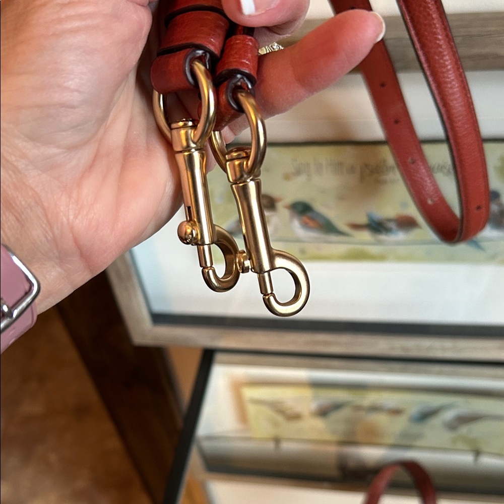Coach Rust colored crossbody strap with Gold Hardware - Picture 13 of 13